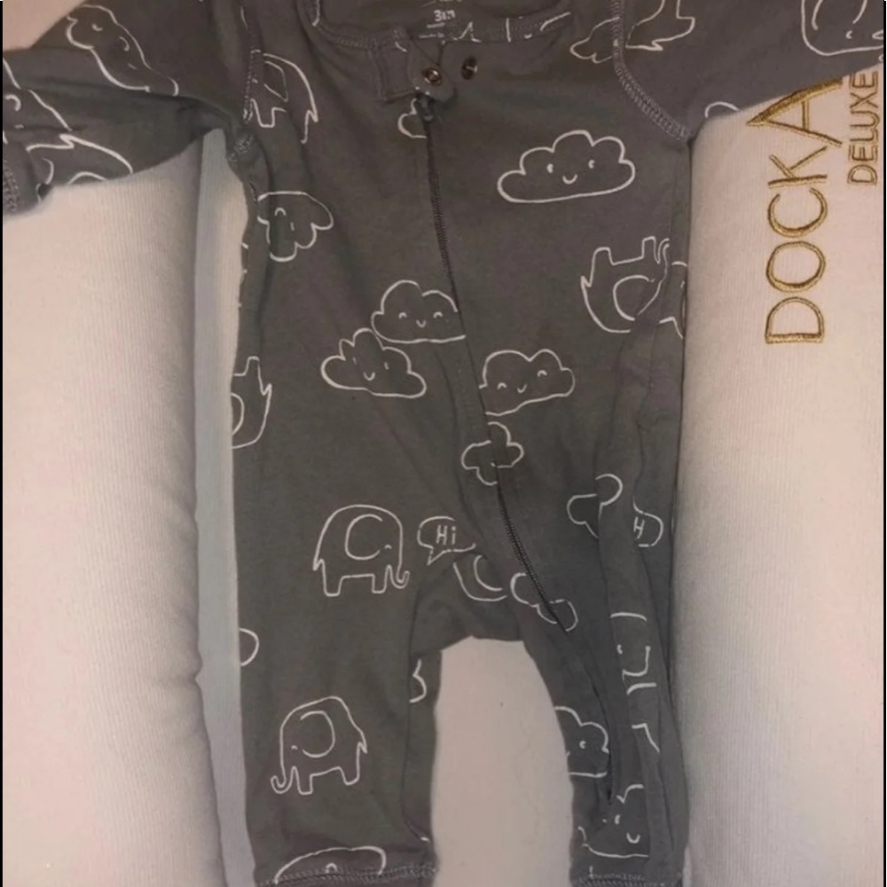 Baby girl Carters Sleeping Bundle